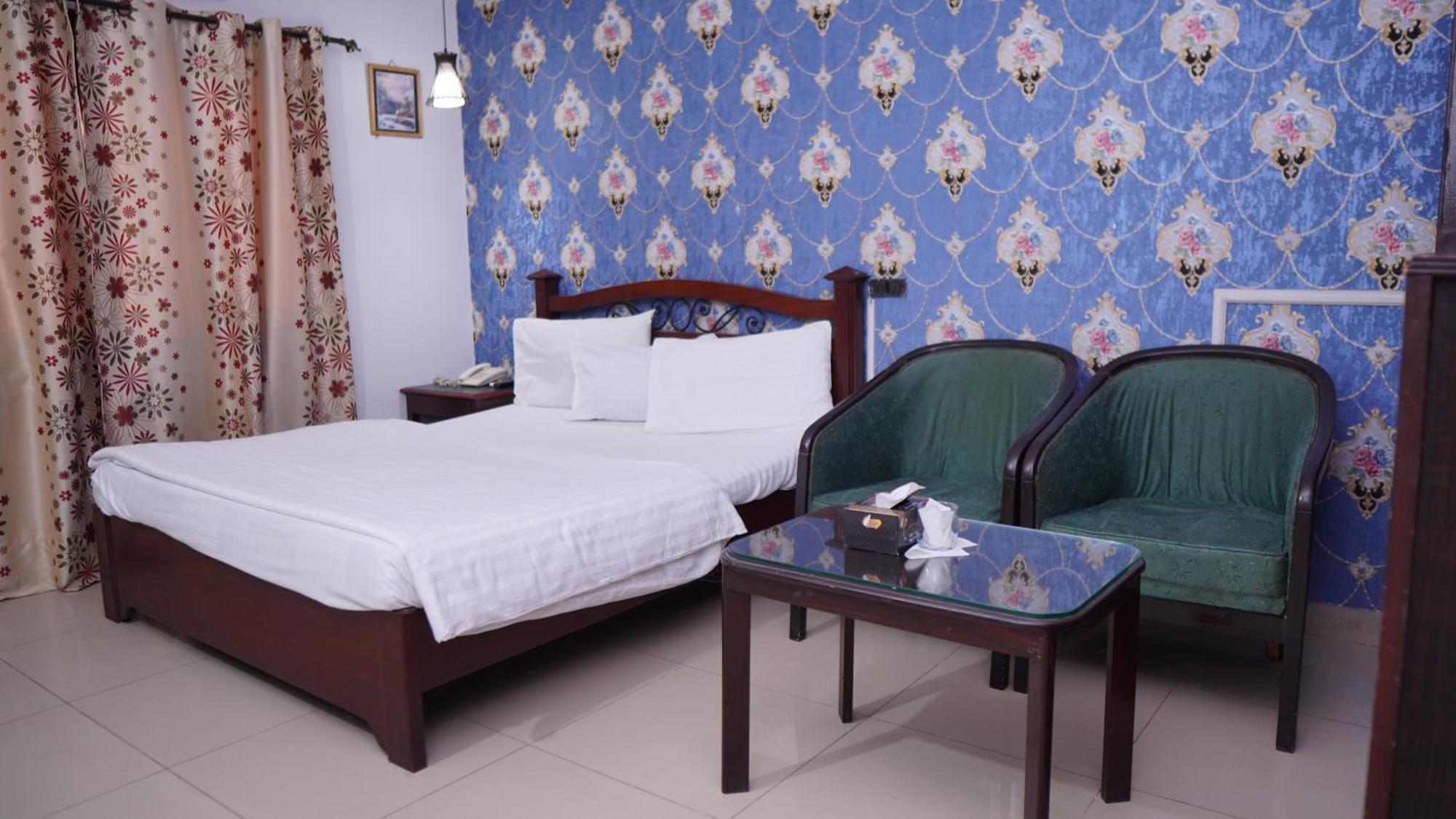 Hotel Silver Sand Multan Dış mekan fotoğraf